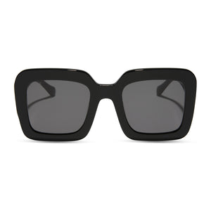 diff eyewear featuring the charise square sunglasses with a black frame and grey polarized lenses front view