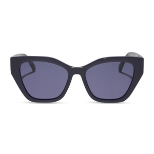 diff eyewear featuring the evie cat eye sunglasses with a royal frame and midnight blue lenses front view