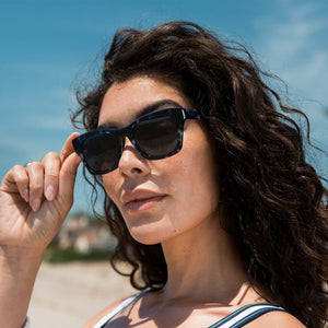 DIFF Polarized | Marble Lenses | Sunglasses Grey & Dean Midnight Square Eyewear
